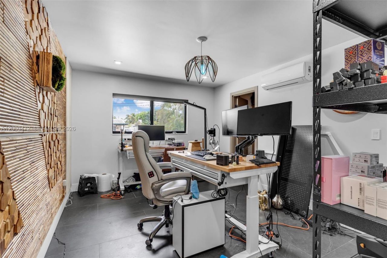 1713 SW 5th St , Fort Lauderdale, FL 33312 Photo