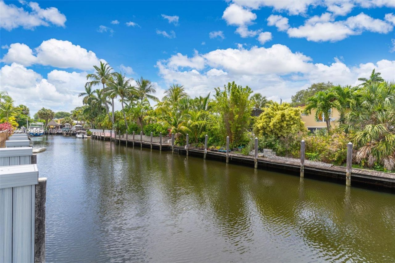 1713 SW 5th St , Fort Lauderdale, FL 33312 Photo