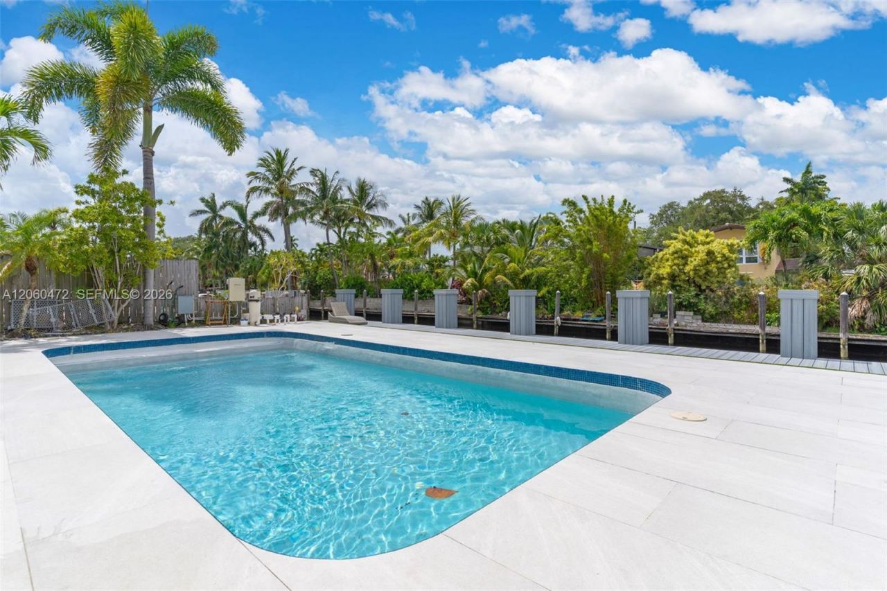 1713 SW 5th St , Fort Lauderdale, FL 33312 Photo