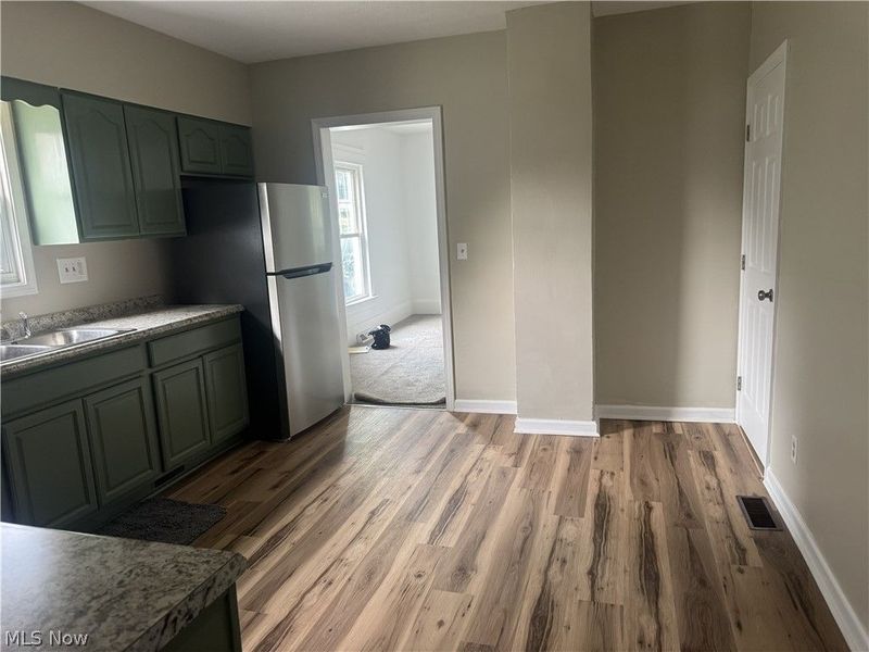 163 19th Street NW, Barberton, OH 44203 Photo 8