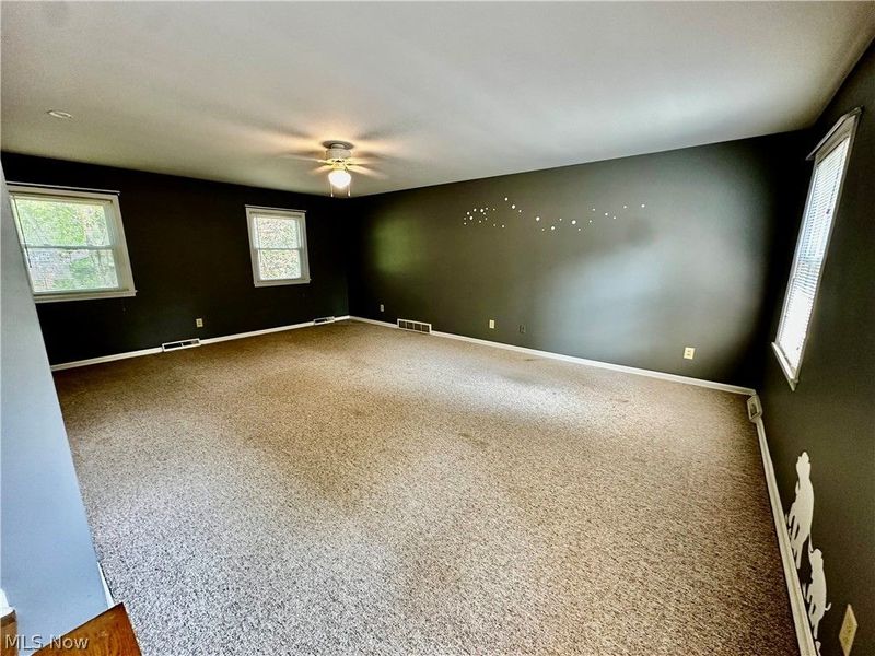 1160 Lisa Ann Drive, Akron, OH 44313 Photo 28