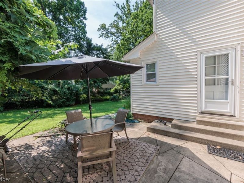 1160 Lisa Ann Drive, Akron, OH 44313 Photo 38