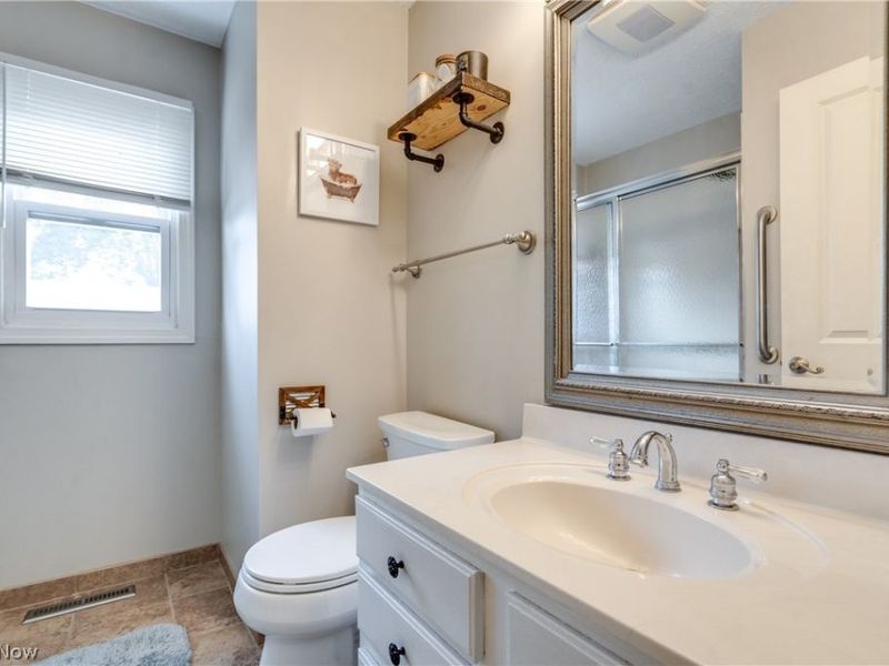 2510 Williamsburg Drive, Uniontown, OH 44685 Photo 16