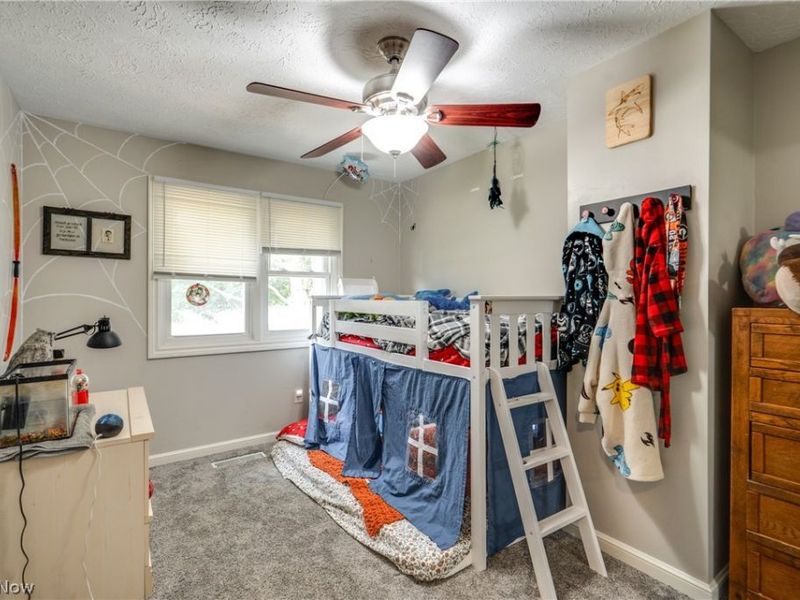 2510 Williamsburg Drive , Uniontown, OH 44685 Photo 17