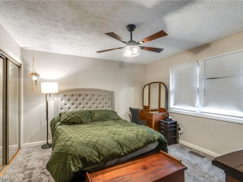 2510 Williamsburg Drive , Uniontown, OH 44685 Photo 18