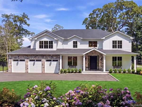 32 Pine Road, Syosset, NY 11791