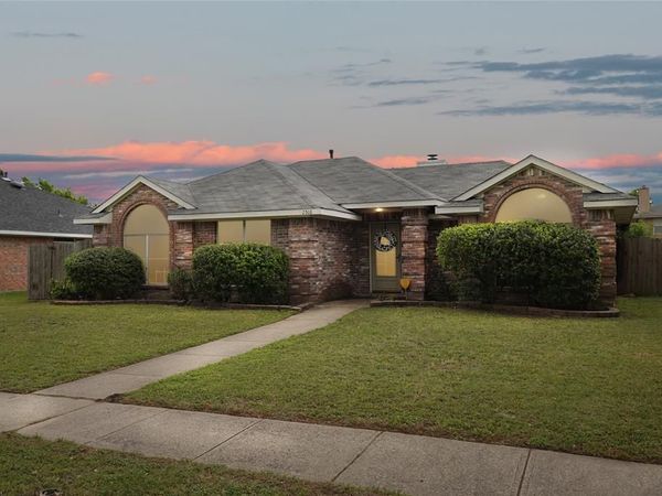 2516 Buck Drive , Mesquite, TX 75181