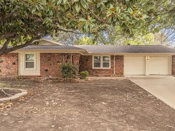 5616 Ammons Street , Haltom City, TX 76117