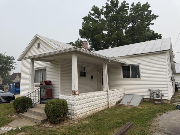 123 Garfield Avenue , Findlay, OH 45840
