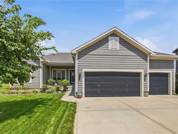 1904 Red Bud Court, Raymore, MO 64083