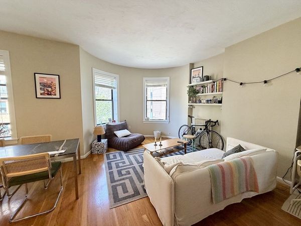 40 Saint Botolph Street, Unit 34, Boston, MA 02116