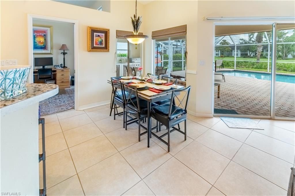 458 Countryside Dr, Naples, FL 34104 Photo