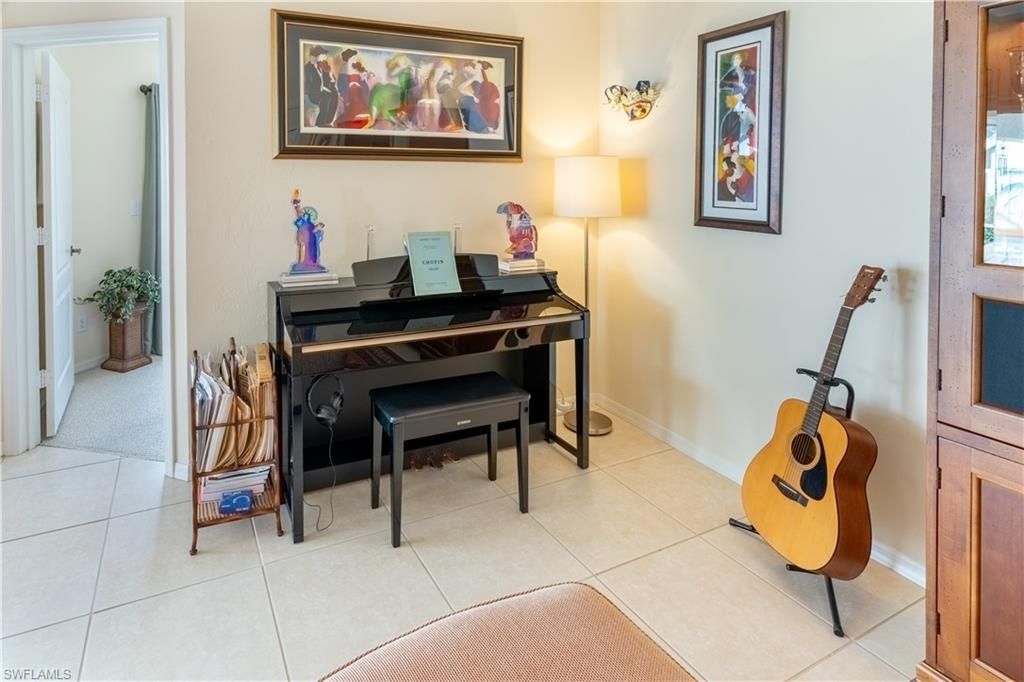 458 Countryside Dr, Naples, FL 34104 Photo