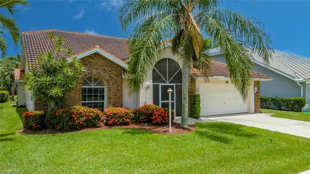 458 Countryside Dr, Naples, FL 34104 Photo