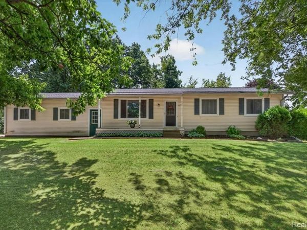 405 Hoag Drive , Orion Twp, MI 48362