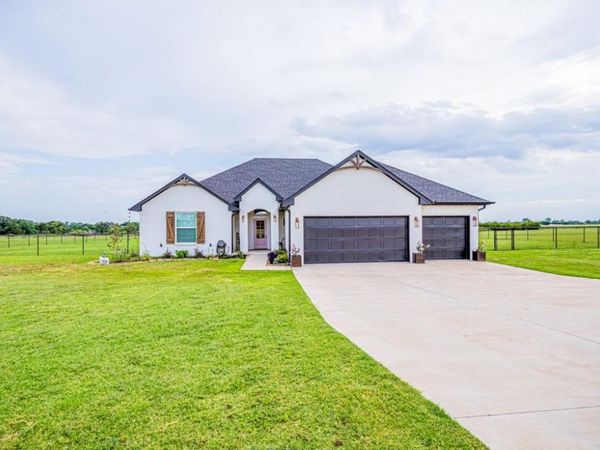 1807 W Forest Ridge, Stillwater, OK 74074