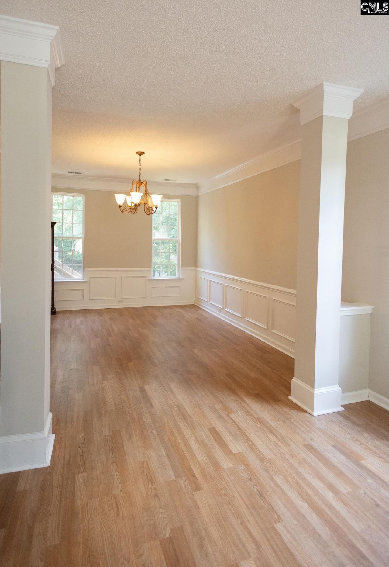 212 Lothrop Hill Road  Photo 9