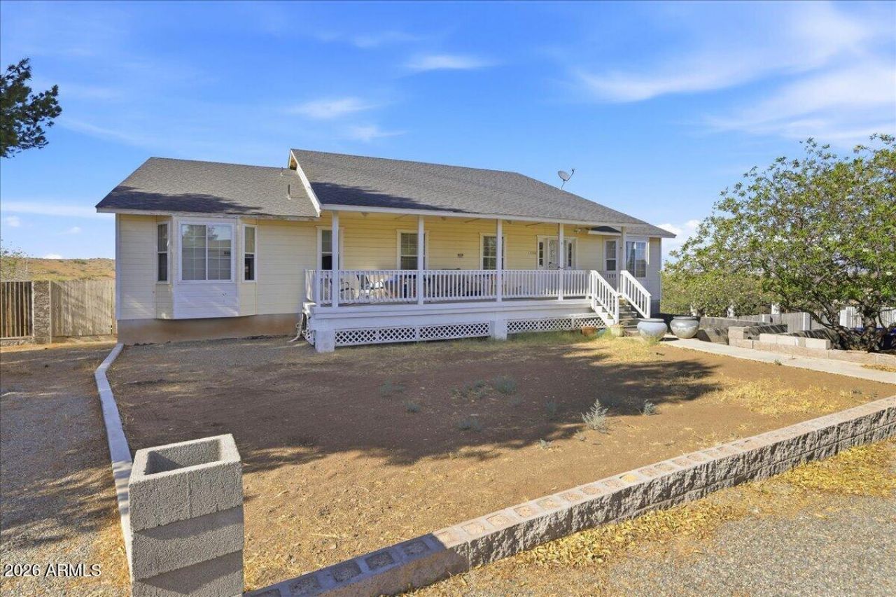 17708 E BLUEJAY Drive, Mayer, AZ 86333