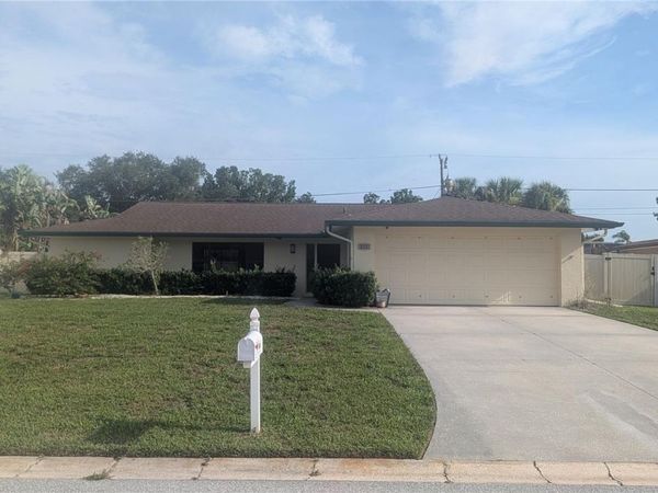 3720 PIN OAKS STREET , SARASOTA, FL 34232
