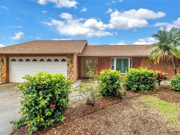 9212 RUSTIC PINES BOULEVARD W, SEMINOLE, FL 33776