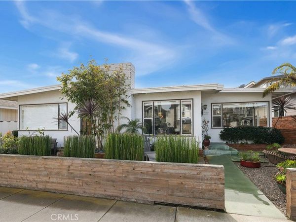1735 E Ocean, Newport Beach, CA 92661