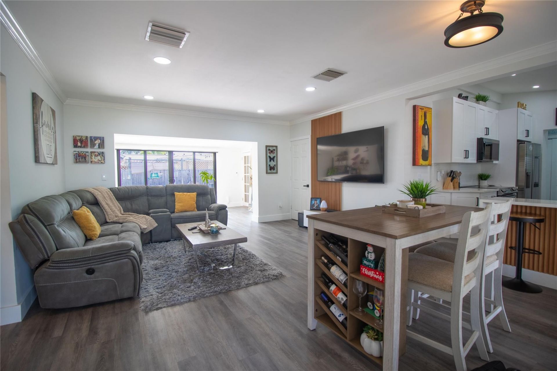 925 SE 14th Avenue, Deerfield Beach, FL 33441 Photo