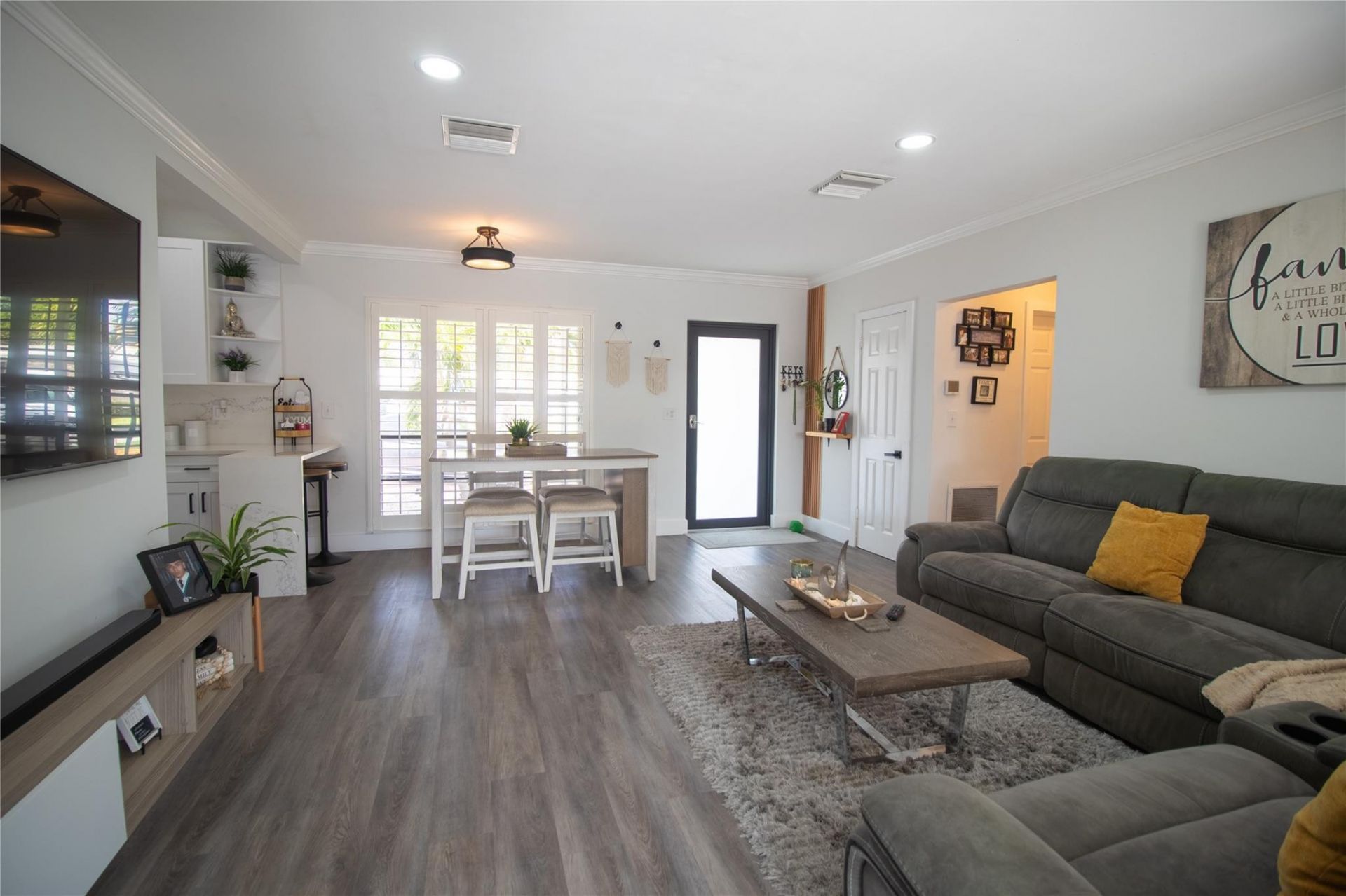 925 SE 14th Avenue, Deerfield Beach, FL 33441 Photo