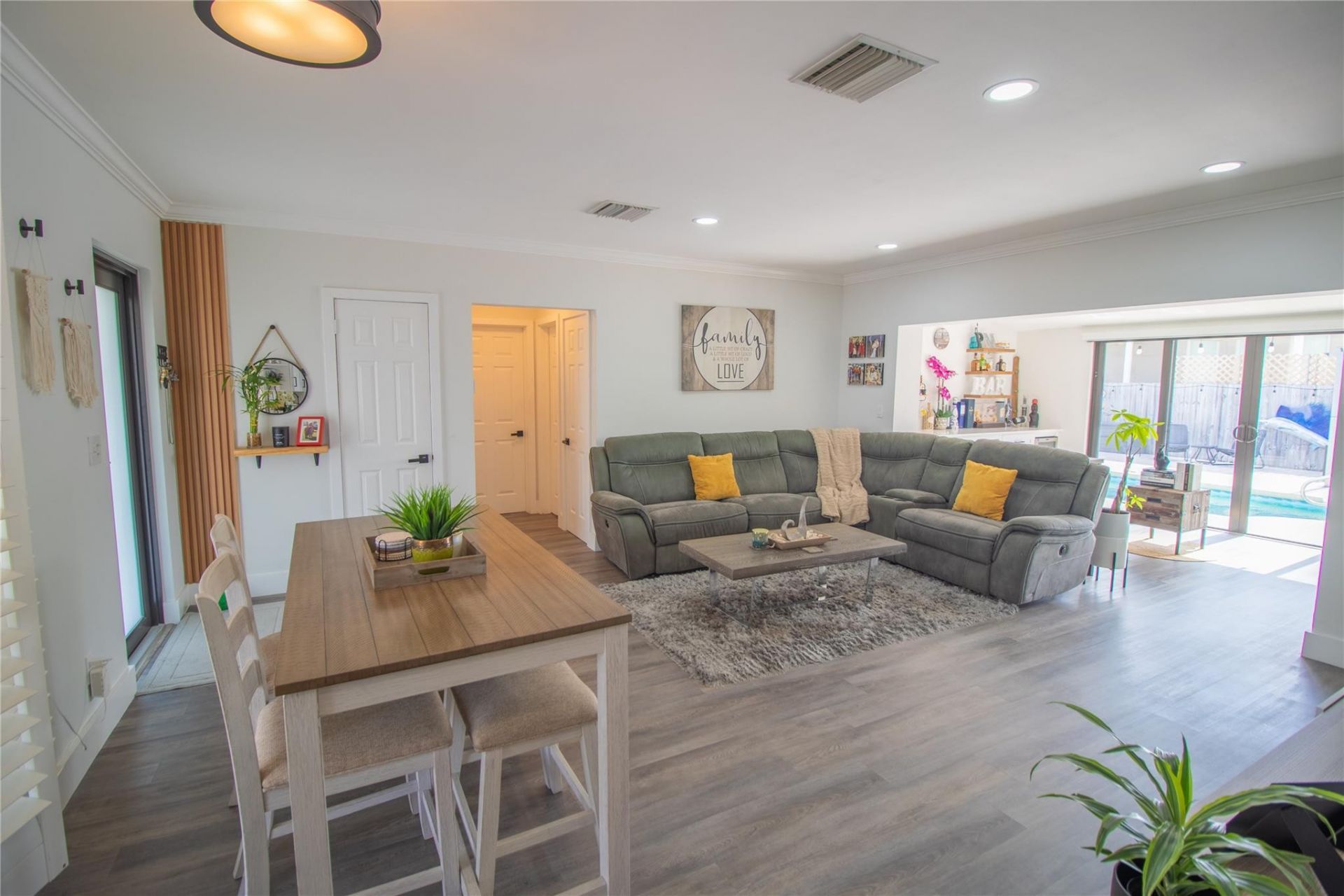 925 SE 14th Avenue, Deerfield Beach, FL 33441 Photo