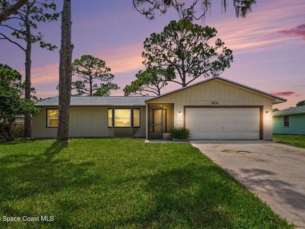 814 Aruba Avenue SE , Palm Bay, FL 32909