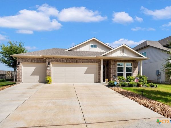 1944 Colonial Avenue , New Braunfels, TX 78130