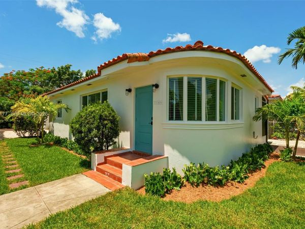 2240 SW 24th Ave , Miami, FL 33145