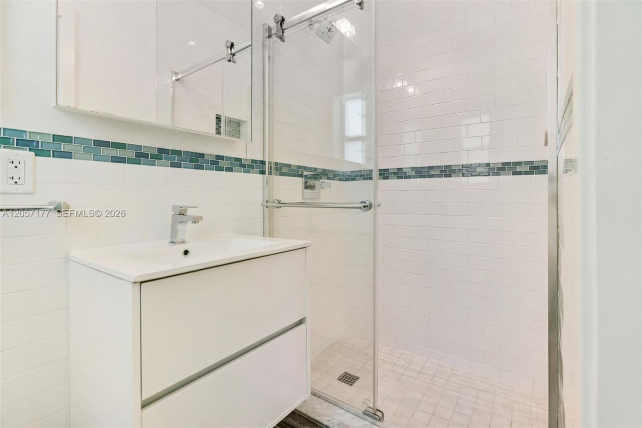 2240 SW 24th Ave , Miami, FL 33145 Photo