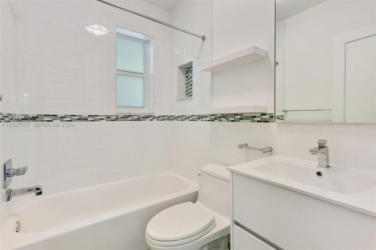 2240 SW 24th Ave , Miami, FL 33145 Photo