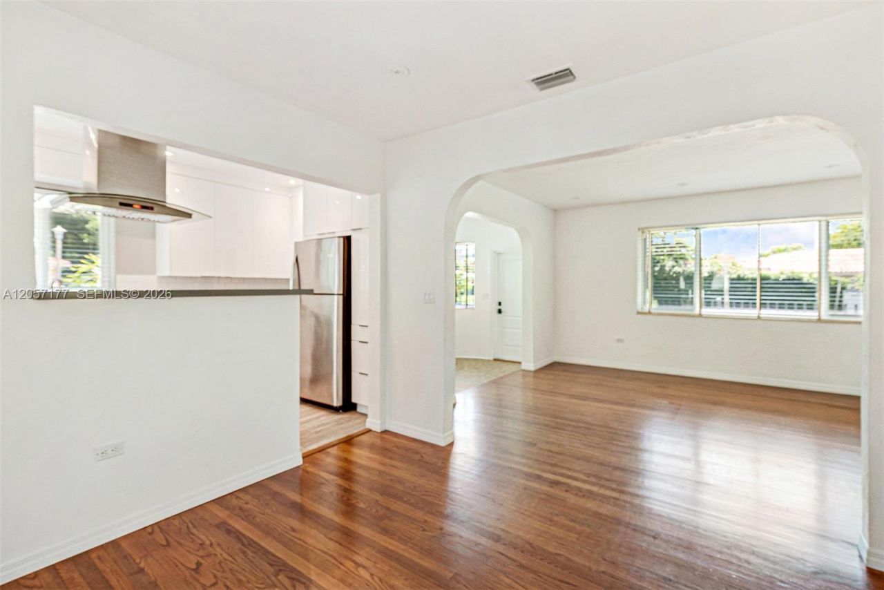 2240 SW 24th Ave , Miami, FL 33145 Photo