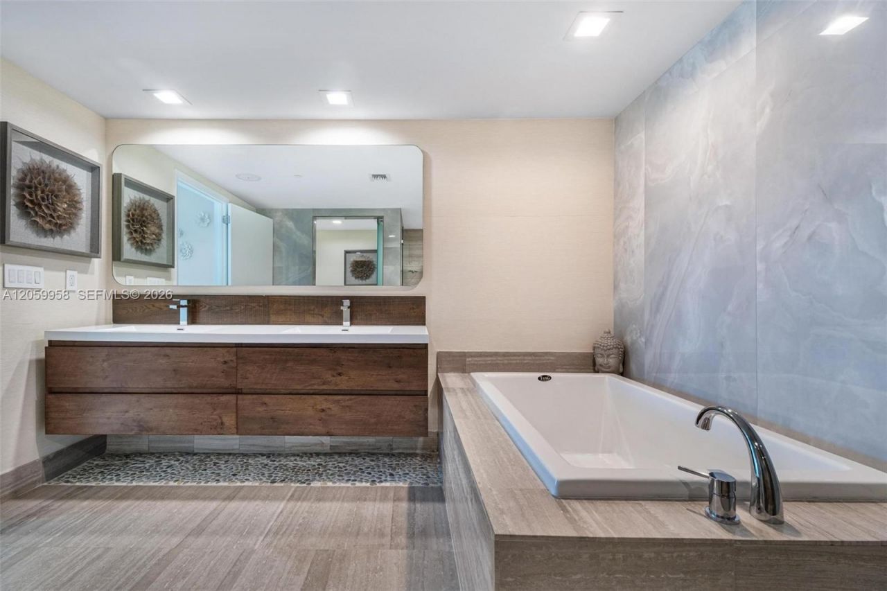 3951 S Ocean Dr , Unit 402, Hollywood, FL 33019 Photo