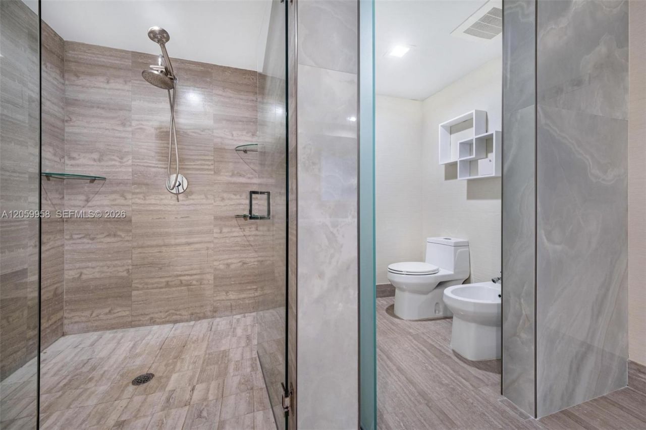 3951 S Ocean Dr , Unit 402, Hollywood, FL 33019 Photo