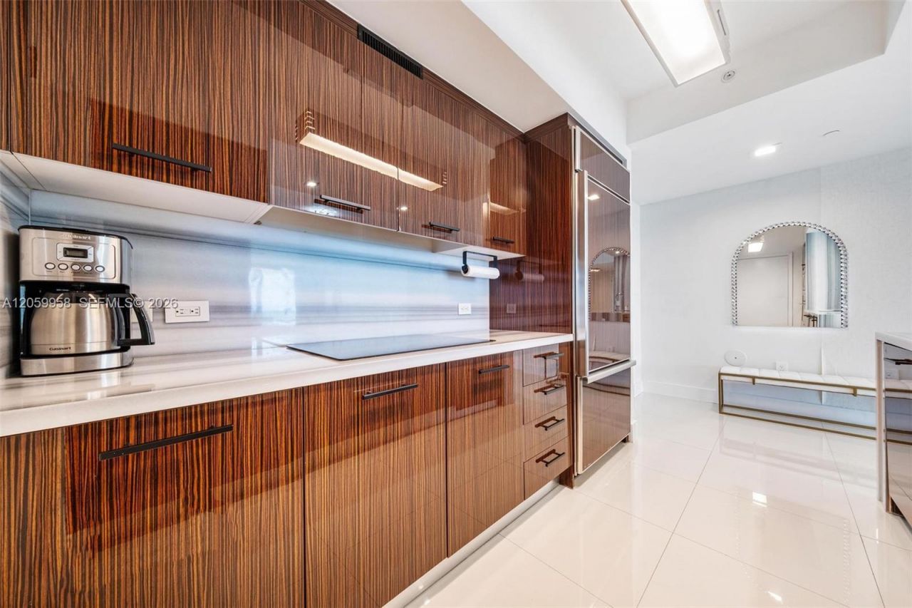 3951 S Ocean Dr , Unit 402, Hollywood, FL 33019 Photo