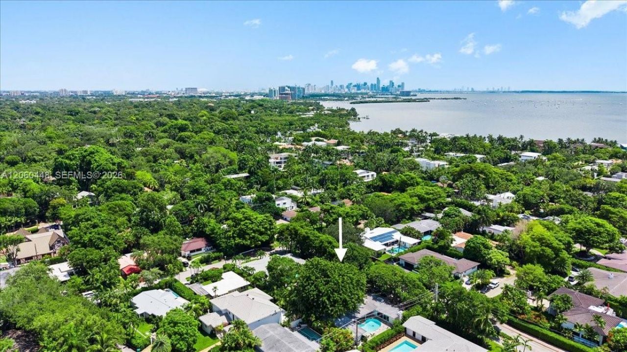 4344 S Douglas Rd , Miami, FL 33133 Photo