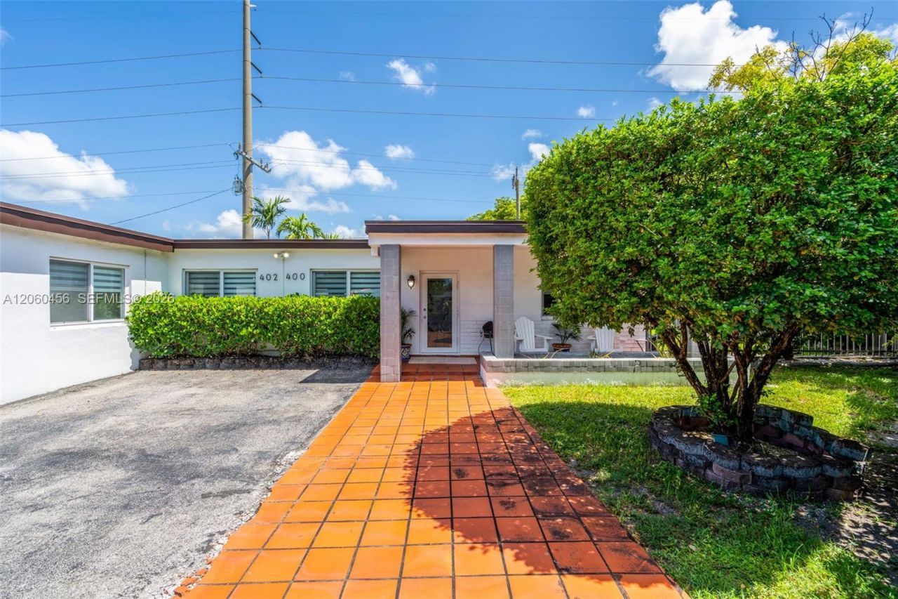 400 Central Blvd, Miami, FL 33144 Photo