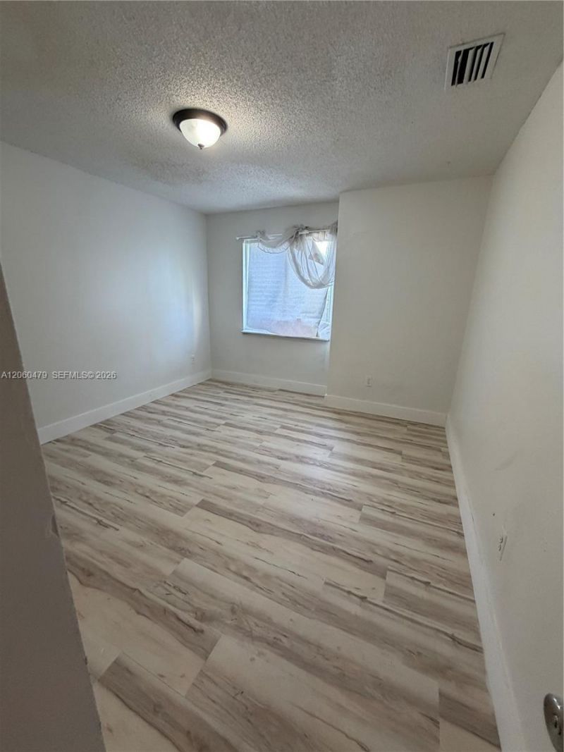 18602 NW 46th Ave, Unit 18602, Miami Gardens, FL 33055 Photo