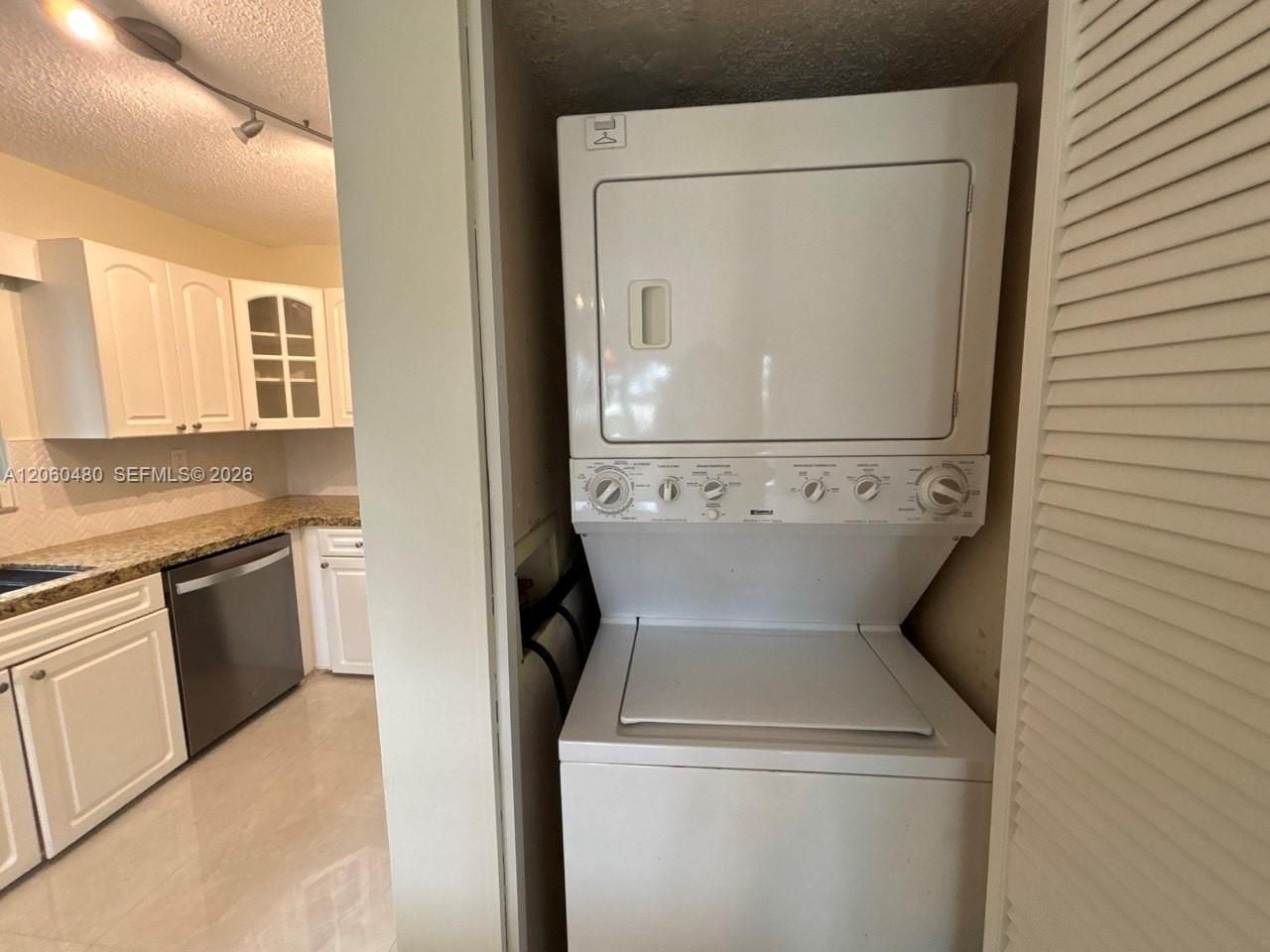 6900 NW 169th St, Unit 137G, Hialeah, FL 33015 Photo