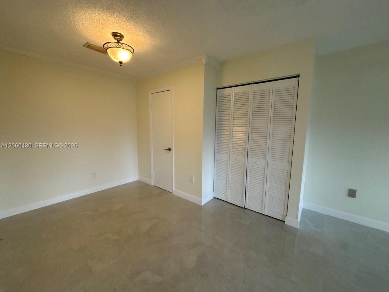 6900 NW 169th St, Unit 137G, Hialeah, FL 33015 Photo