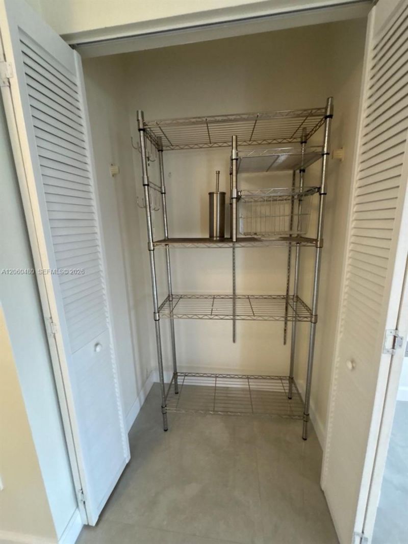6900 NW 169th St, Unit 137G, Hialeah, FL 33015 Photo