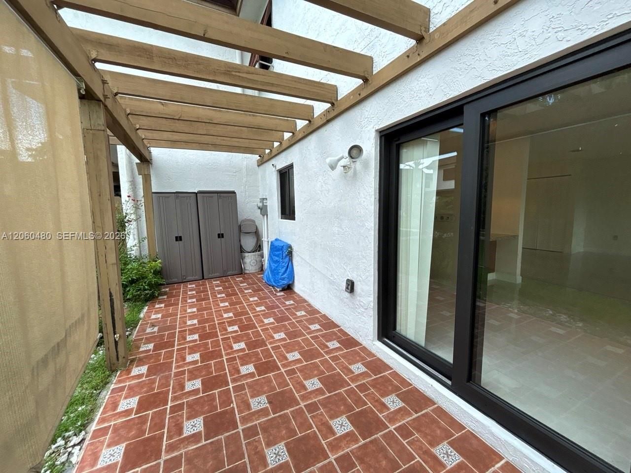 6900 NW 169th St, Unit 137G, Hialeah, FL 33015 Photo