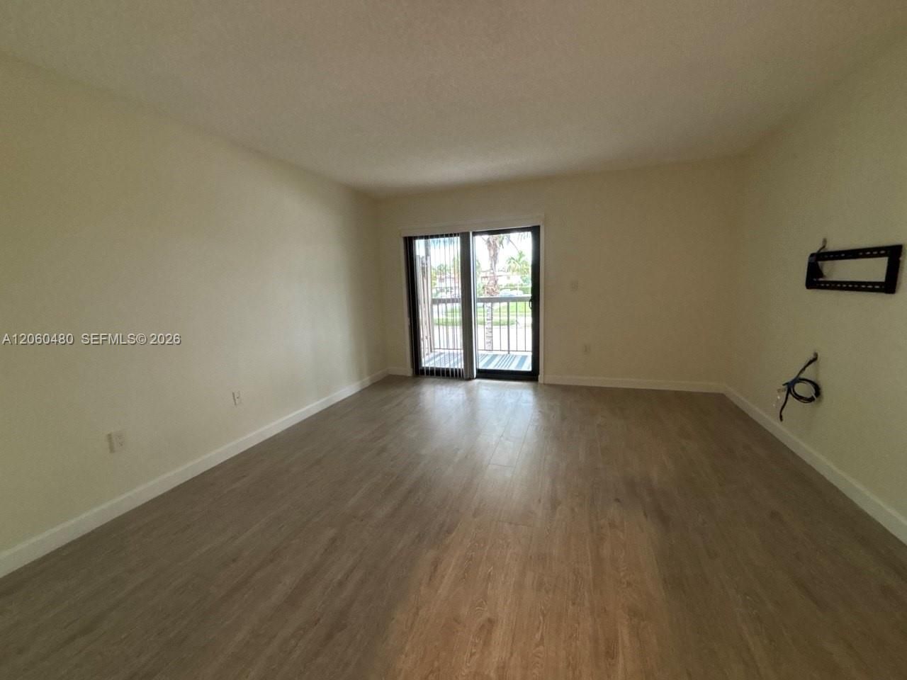 6900 NW 169th St, Unit 137G, Hialeah, FL 33015 Photo