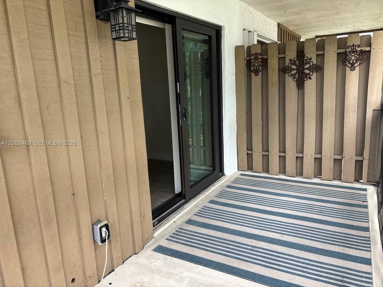 6900 NW 169th St, Unit 137G, Hialeah, FL 33015 Photo