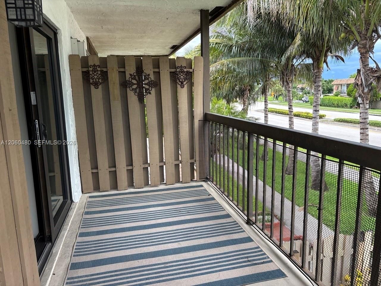 6900 NW 169th St, Unit 137G, Hialeah, FL 33015 Photo