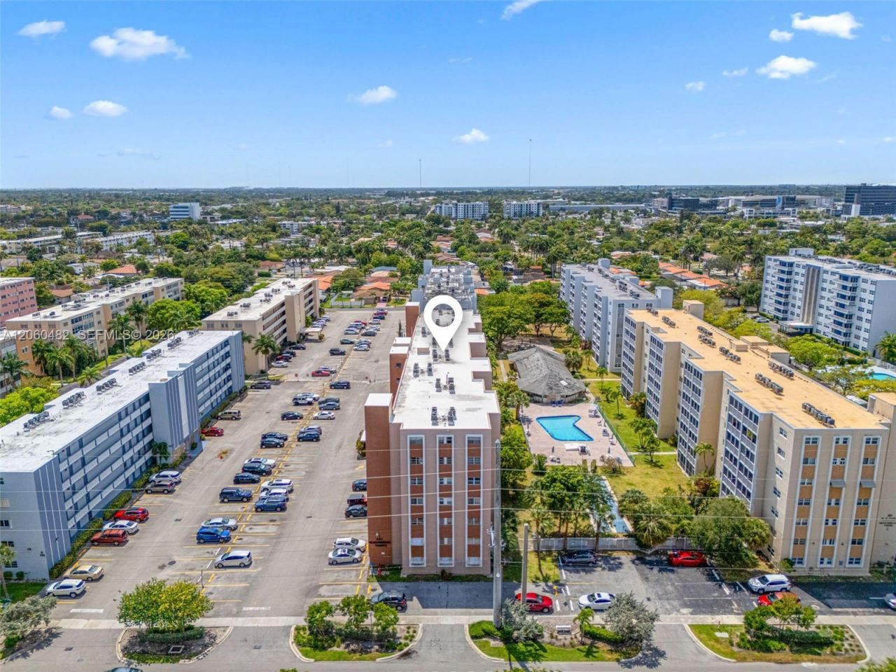 301 NE 14th Ave, Unit 207, Hallandale Beach, FL 33009 Photo