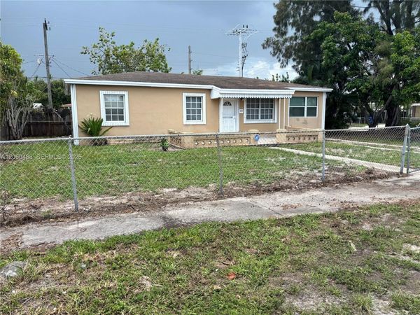 8924 NW 35th Ct , Unit 8924, Miami, FL 33147