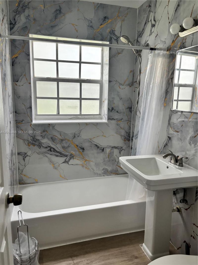 8924 NW 35th Ct, Unit 8924, Miami, FL 33147 Photo